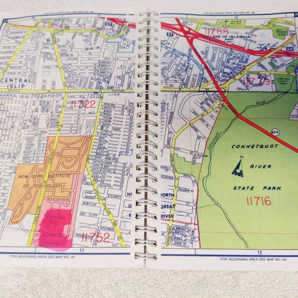 Atlas Hagstrom  NY Western Suffolk County -Spiral Bound Pocket Atlas - Picture 10 of 12